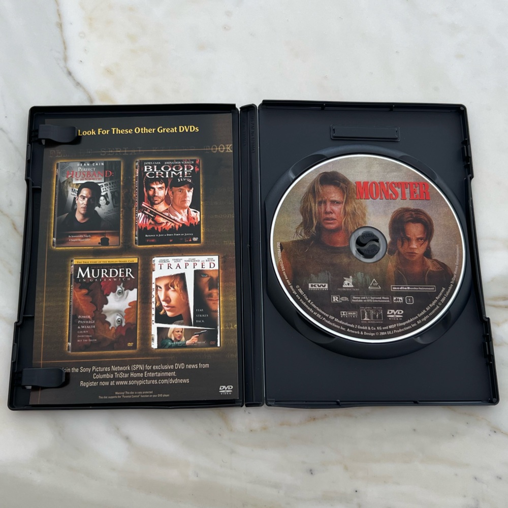 MONSTER DVD - Picture 2 of 3